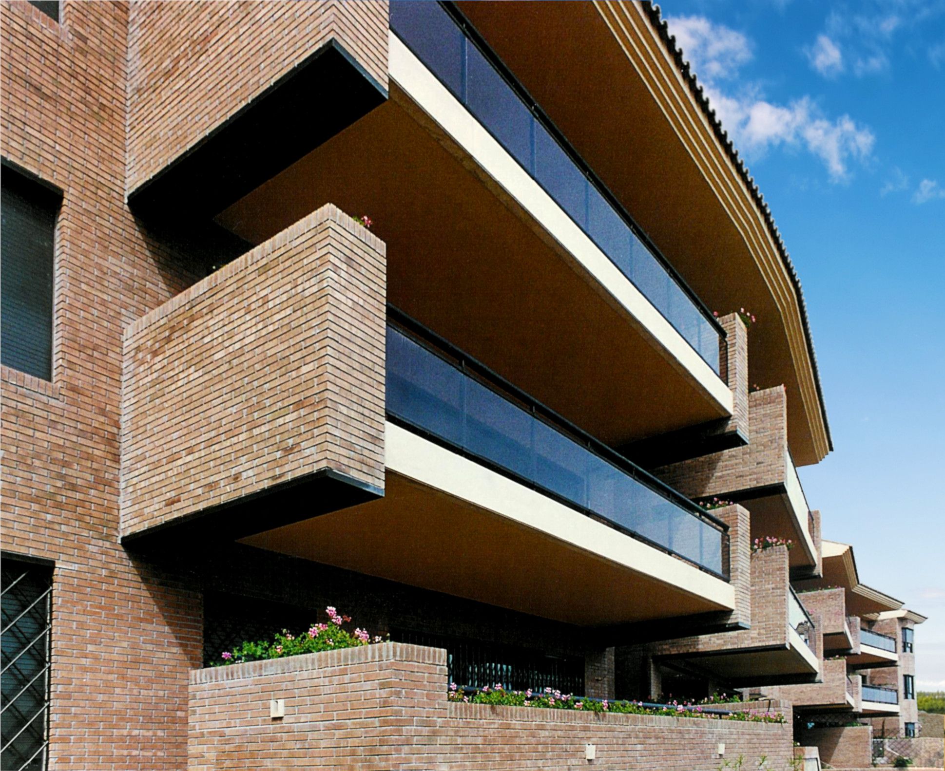 Edificio Mimosas en Malaga, proyecto de Dorronsoro Arquitectos