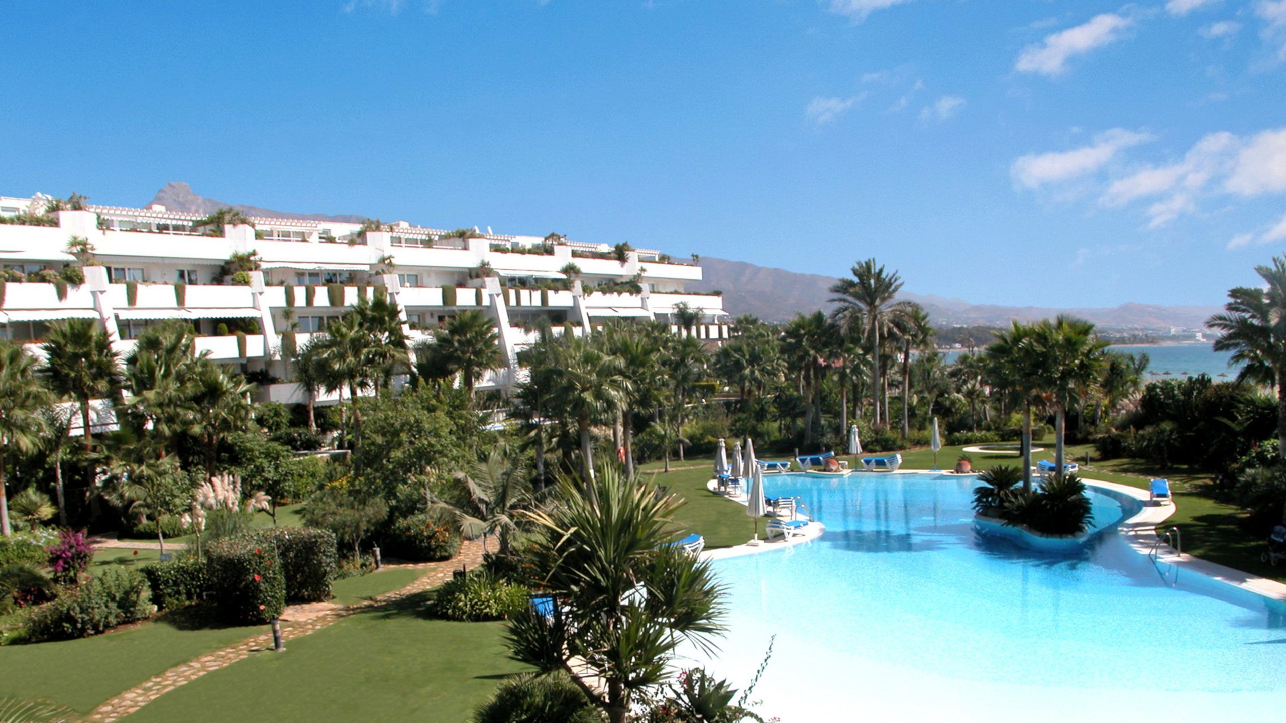 Urbanizacion Los Granados Banus en Puerto Banus Marbella Malaga