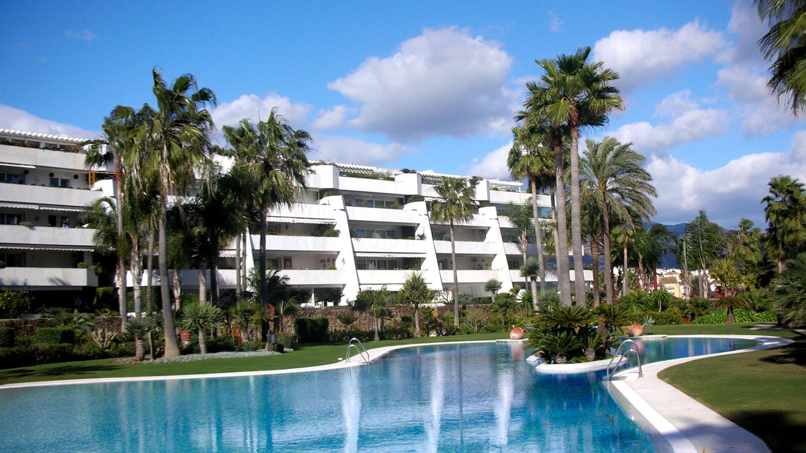 Urbanizacion Los Granados Banus en Puerto Banus Marbella Malaga